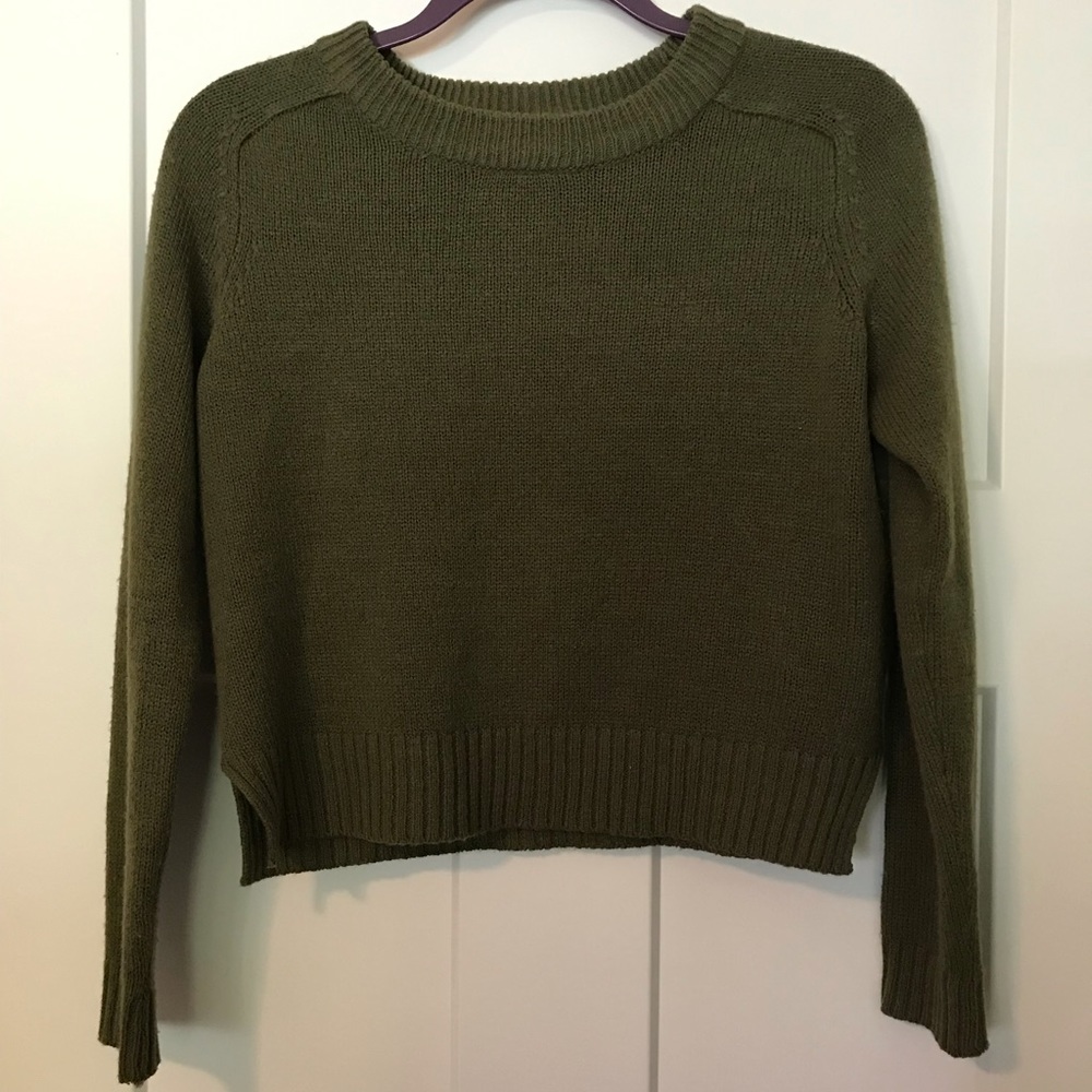 Divided Cropped Crew Neck Sweater